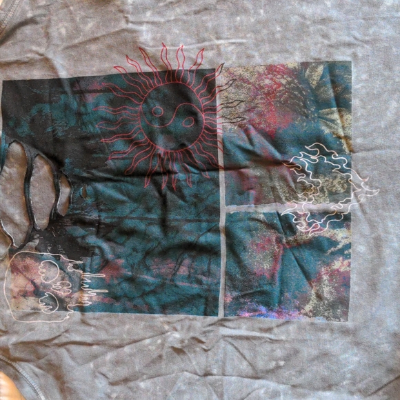 Torrid LoveSick Gray Wash Front Slash Palm Dreams Graphic Tank Top, size 0x - Picture 7 of 12